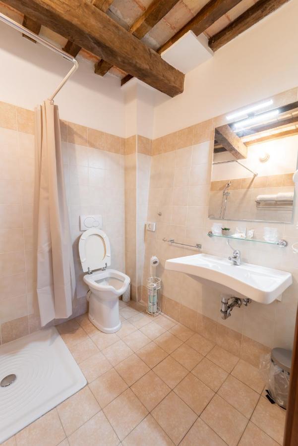 Albergo La Loggia Di San Martino 瓜尔多塔迪诺 外观 照片