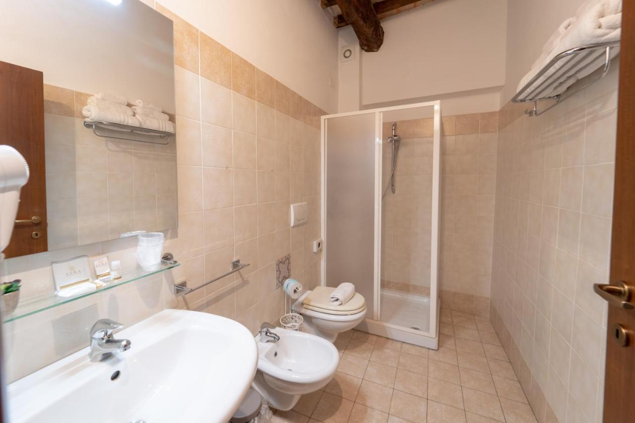 Albergo La Loggia Di San Martino 瓜尔多塔迪诺 外观 照片